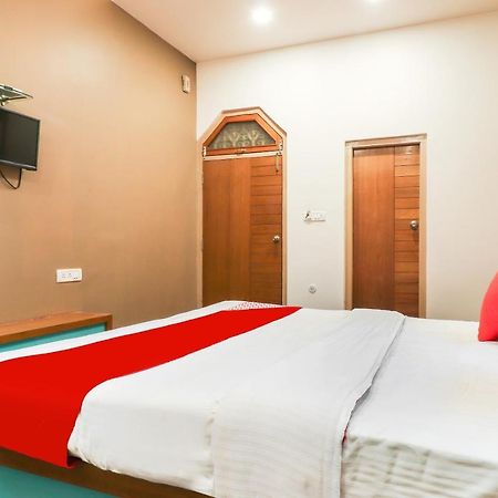 Oyo 26781 Hotel Raghupati Ayodhya 外观 照片